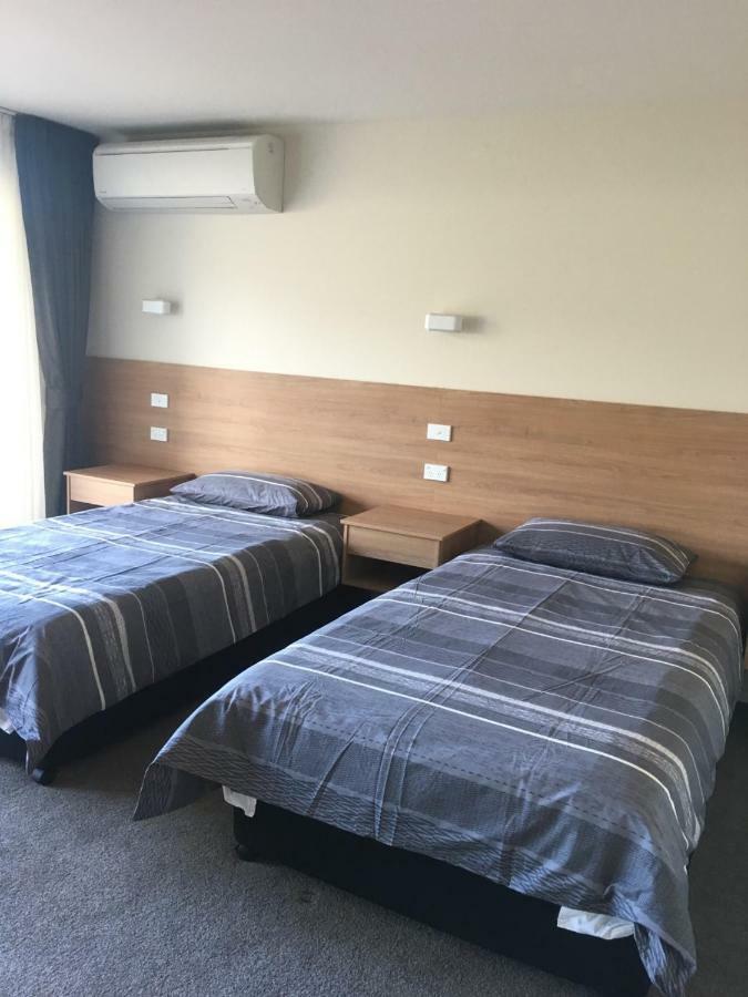 Kowen 彩虹汽车旅馆汽车旅馆 外观 照片