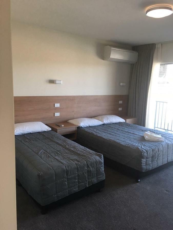 Kowen 彩虹汽车旅馆汽车旅馆 外观 照片
